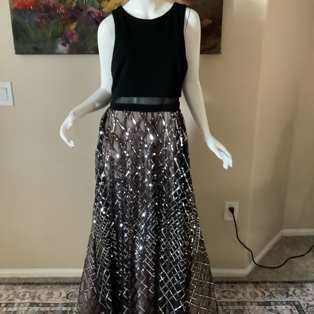 TLC Say Yes to the Prom Elegant Black and Silver Women's Maxi Dress - Picture 7 of 13